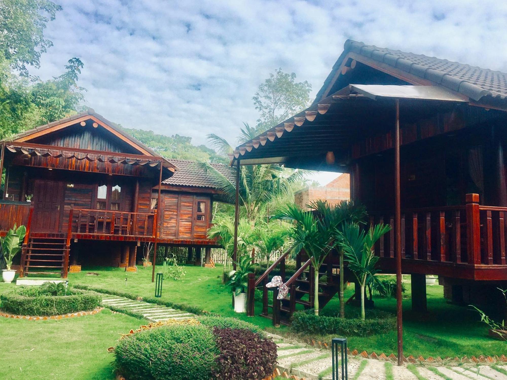 Anna Pham Bungalow - Friendly Local Дуонг-Донг Экстерьер фото
